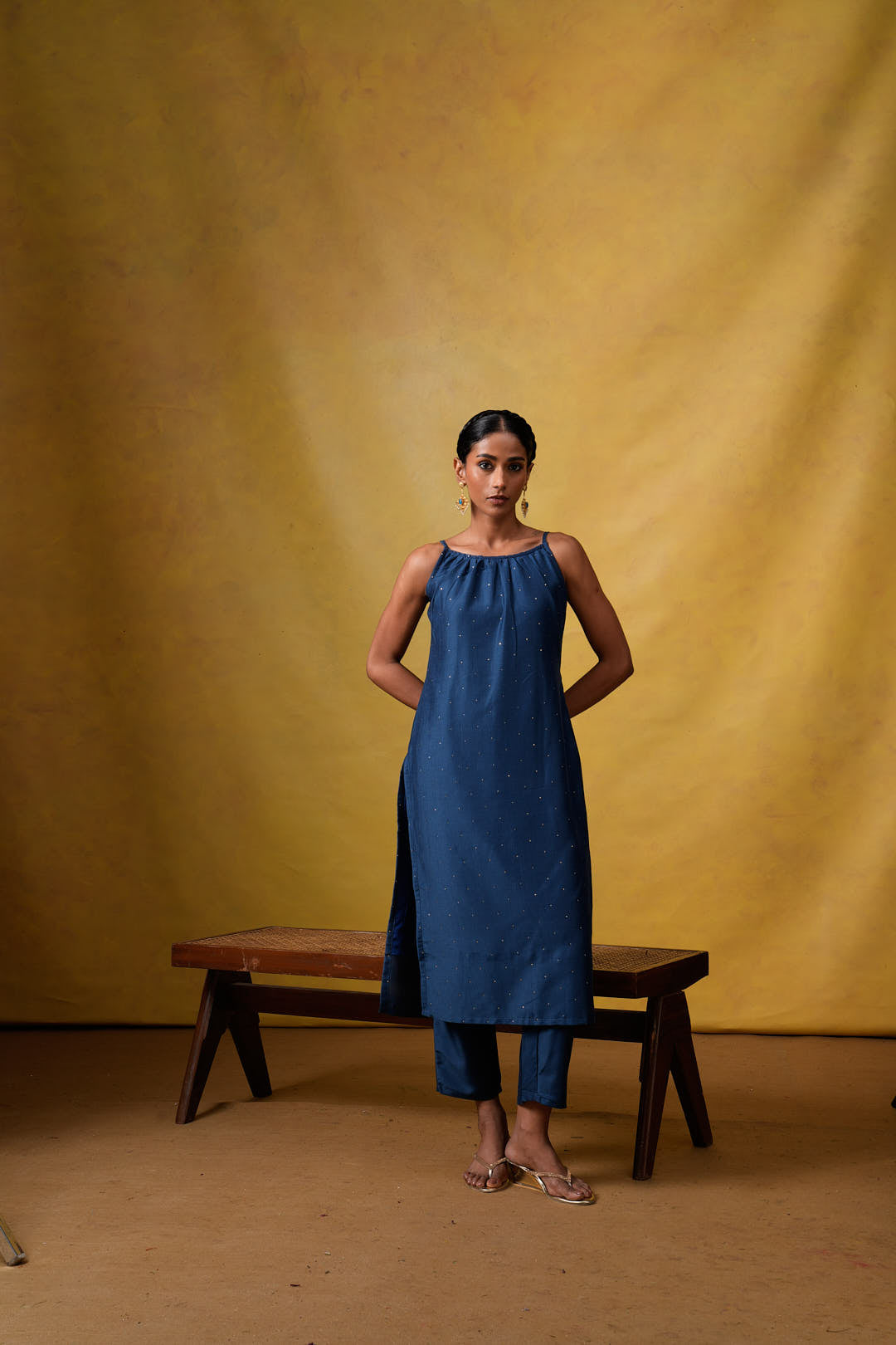 Nadhi Navy Blue Sleeveless Suit Set with Organza Dupatta