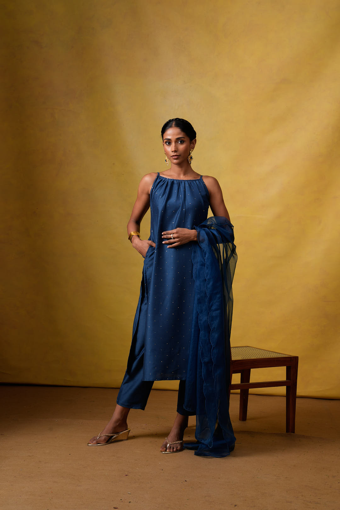 Nadhi Navy Blue Sleeveless Suit Set with Organza Dupatta